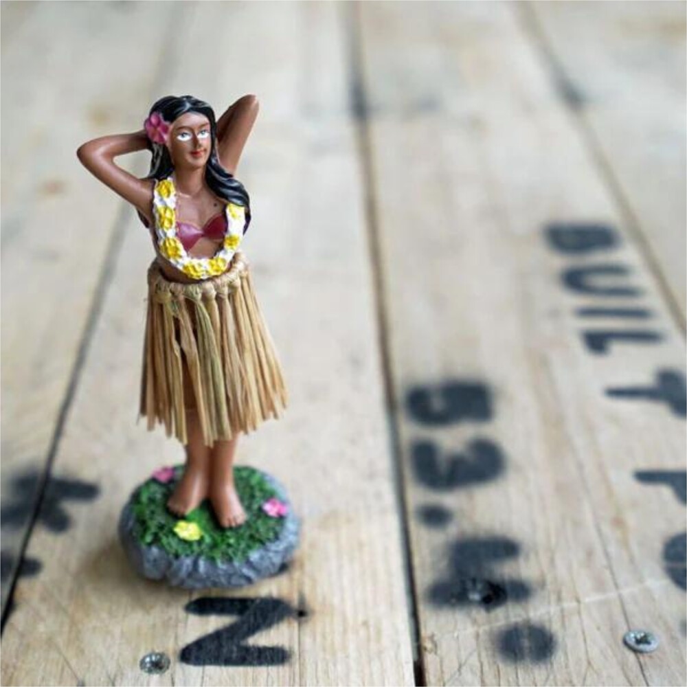 Northcore Hawaiian Hula Dashboard Doll