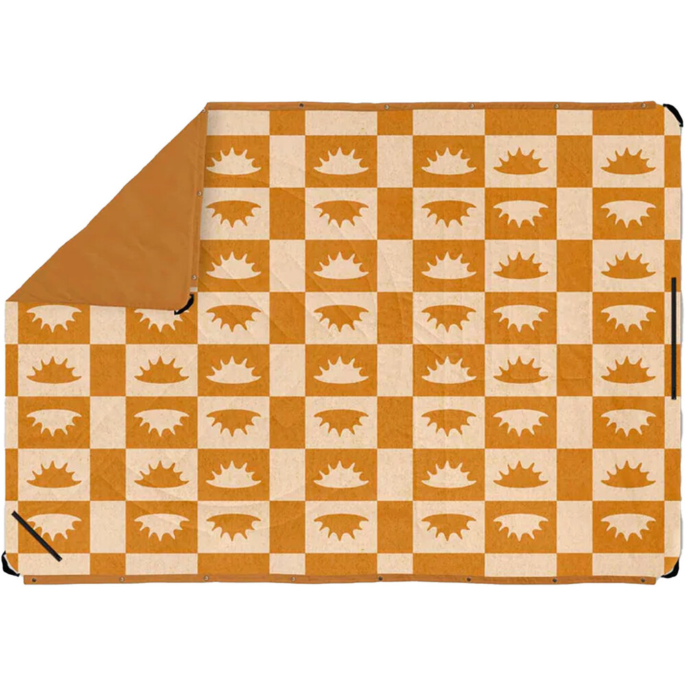 Voited Compact Picnic and Beach Blanket Concha