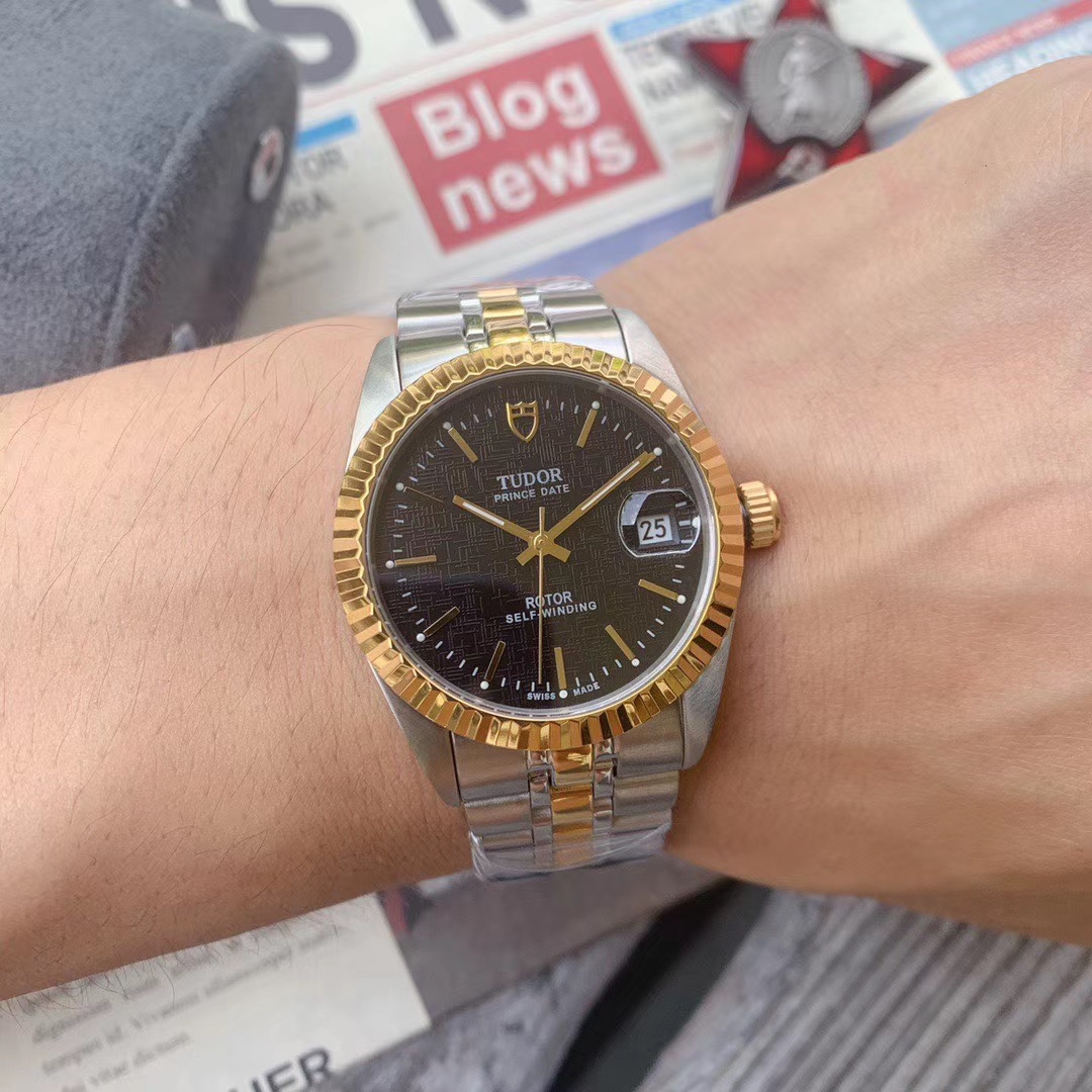 The little prince Tudor-TUDOR Swiss machine