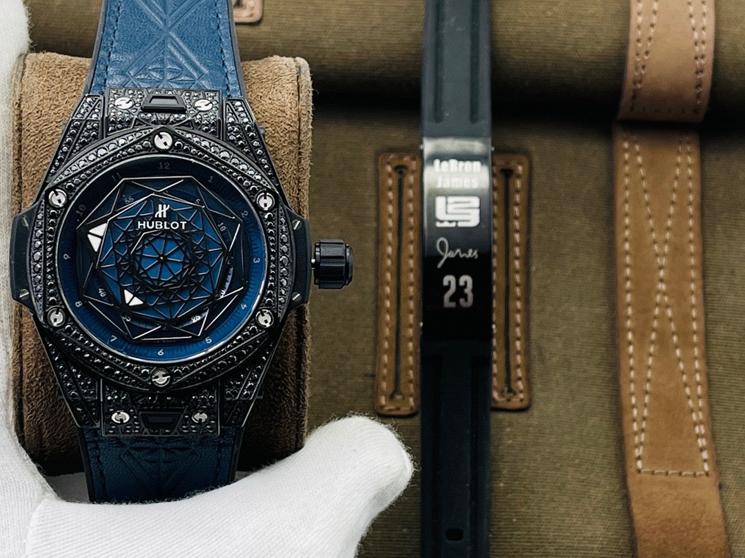Hengbao HB Yu. Hublot Big Bang Sang Bleu series 415.NX.1112.VR.MXM16 tattoo watch personality