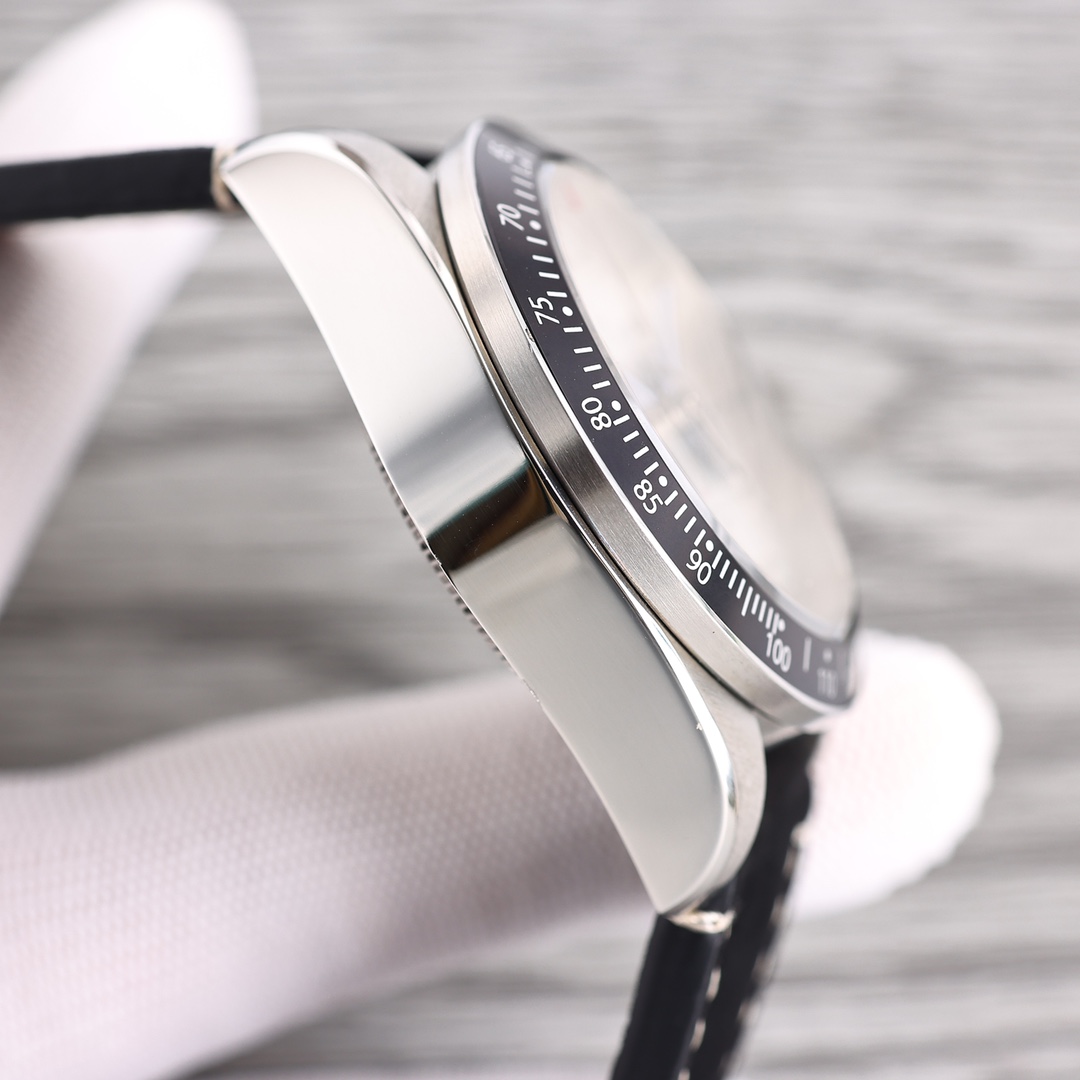 TWFactory, Tudor TUDOR s latest Black Bay Chrono