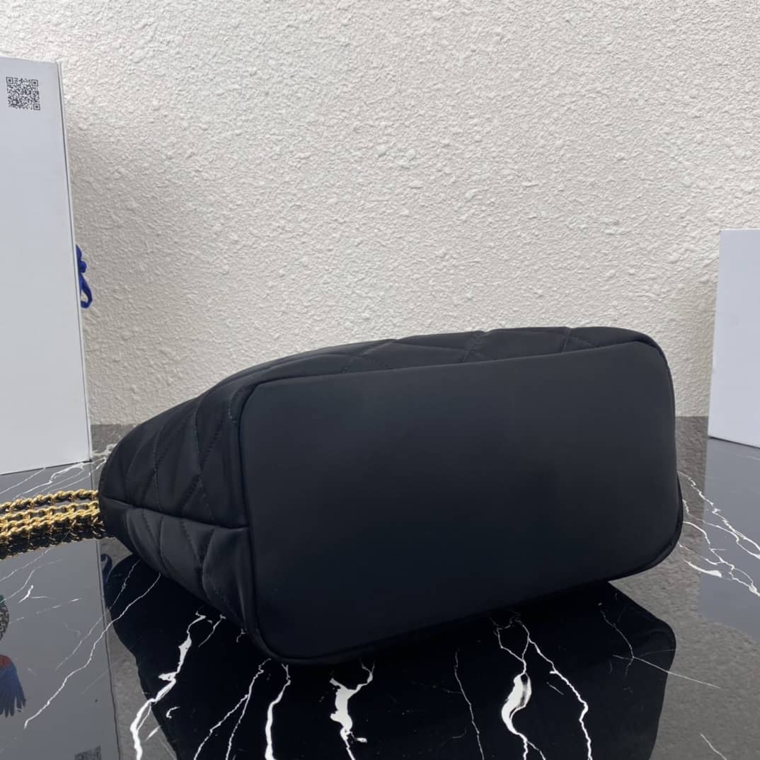 Prada Leather Chain Replica Shoulder Bag