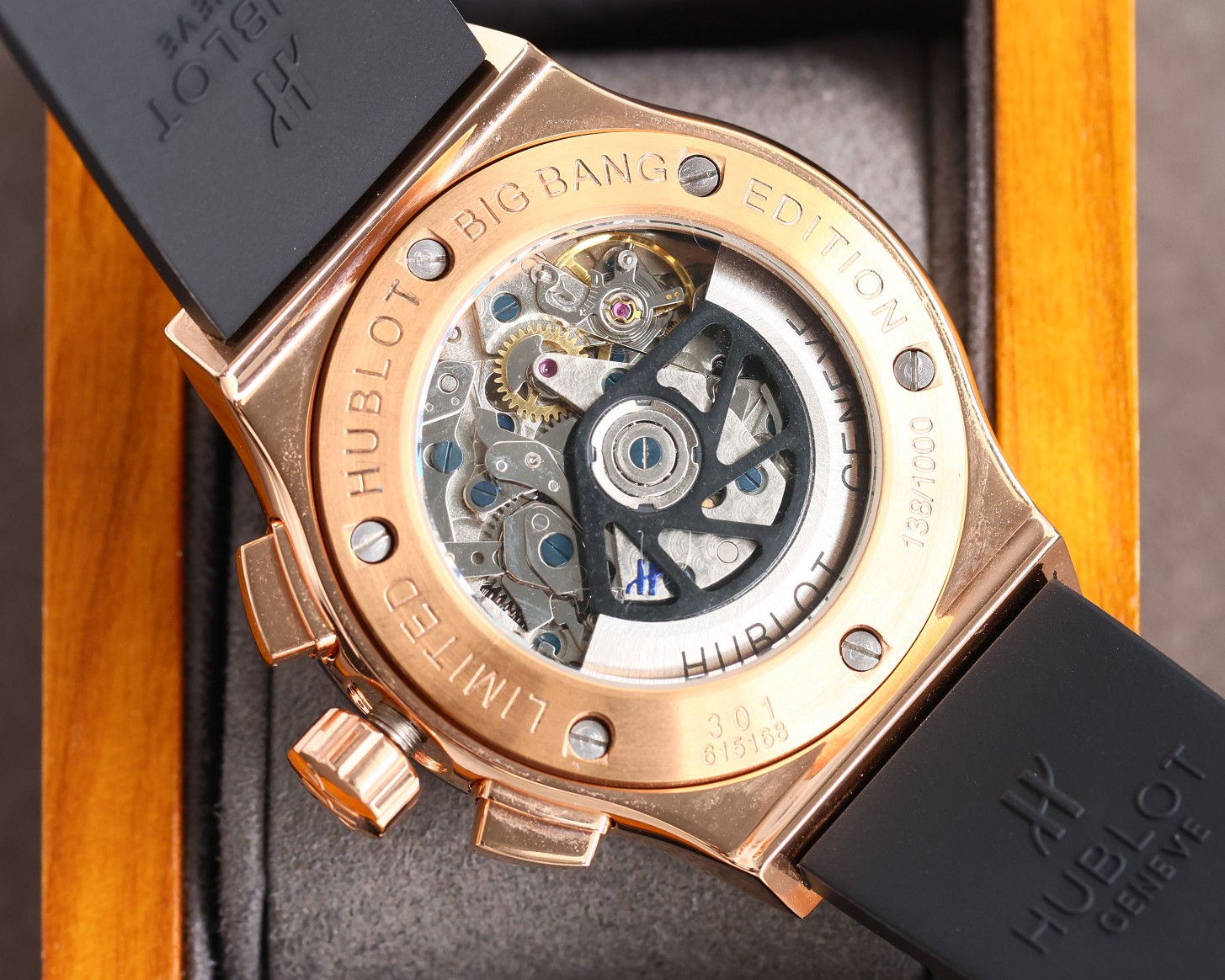 HUBLOT BIG BANG soul series MECA-10198200 watch