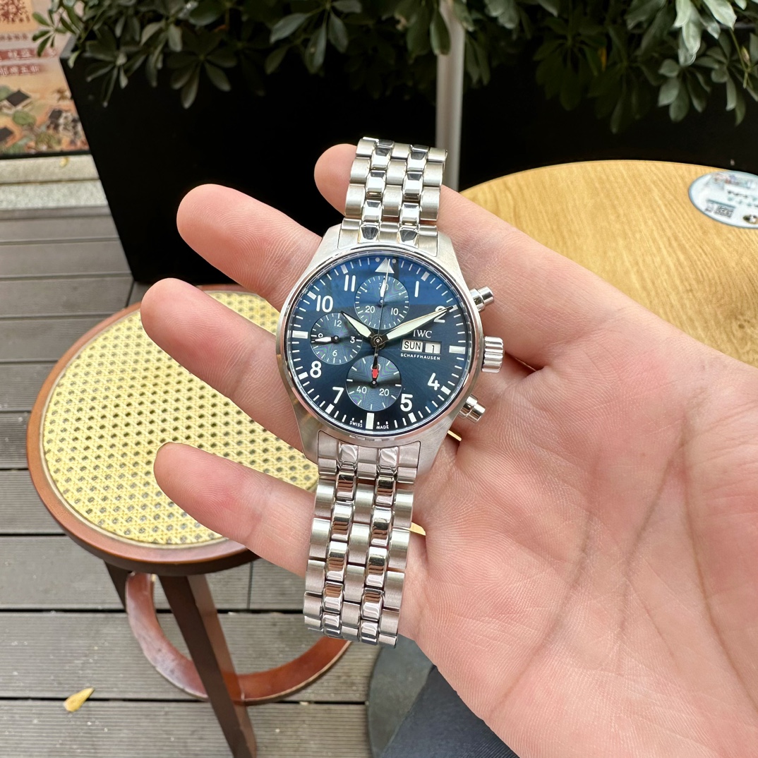 IWC Pilot s New Pilot Chronograph Watch 41 Series Belt IW388101