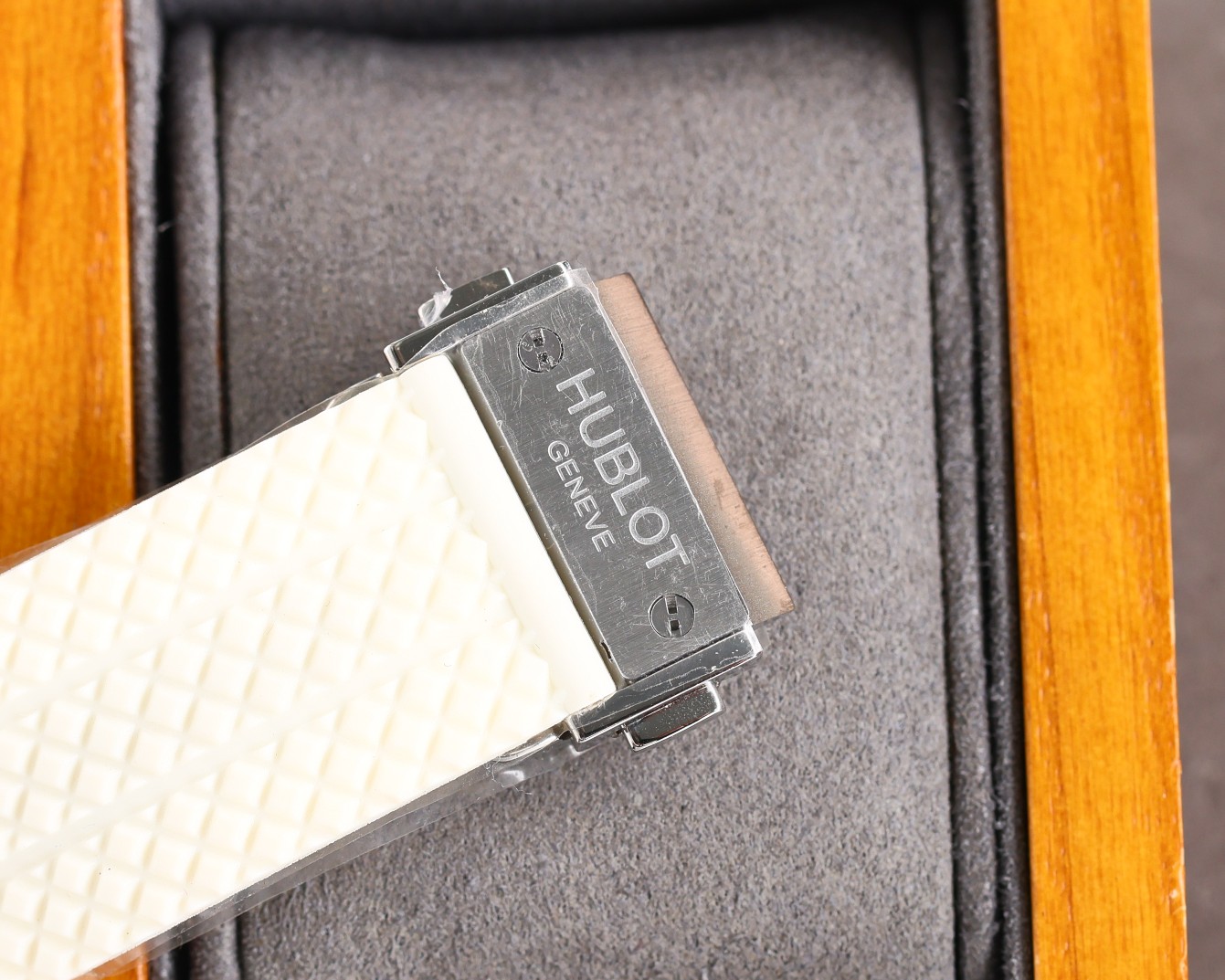 HUBLOT BIG BANG soul series MECA-10 watch