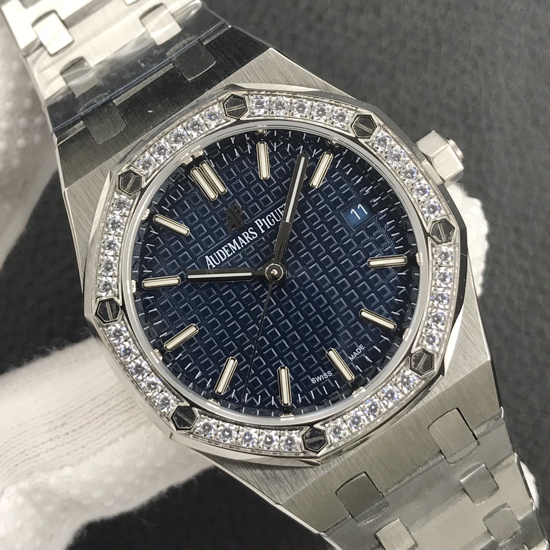 Ms. Audemars Piguet: 167328