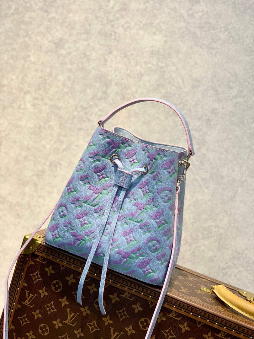 LV M46174 Louis Vuitton NONO BB Bucket Bag Blue