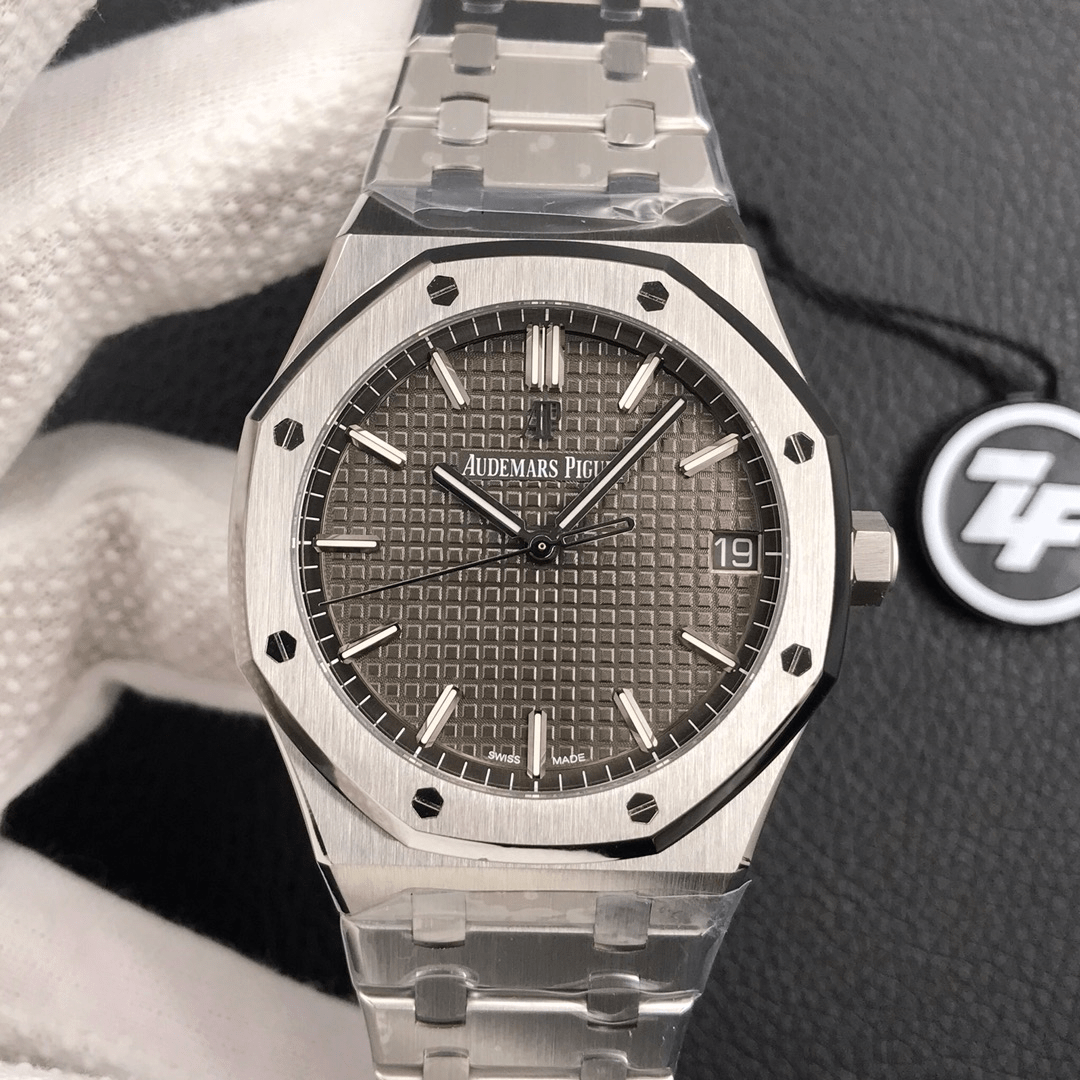 Audemars Piguet Royal Oak 15500V2