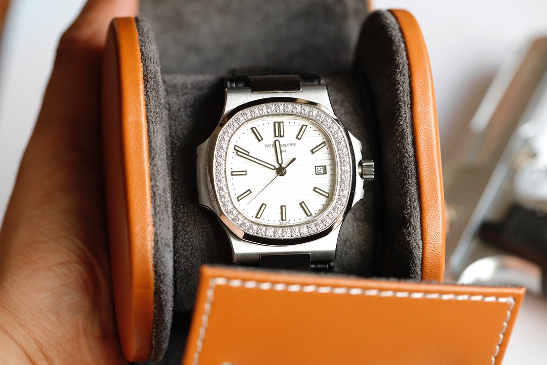 The king of Patek Philippe steel watches 5711 Nautilus Shock