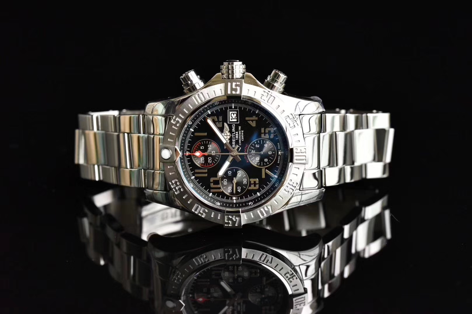 GF Breitling Avenger Chronograph II