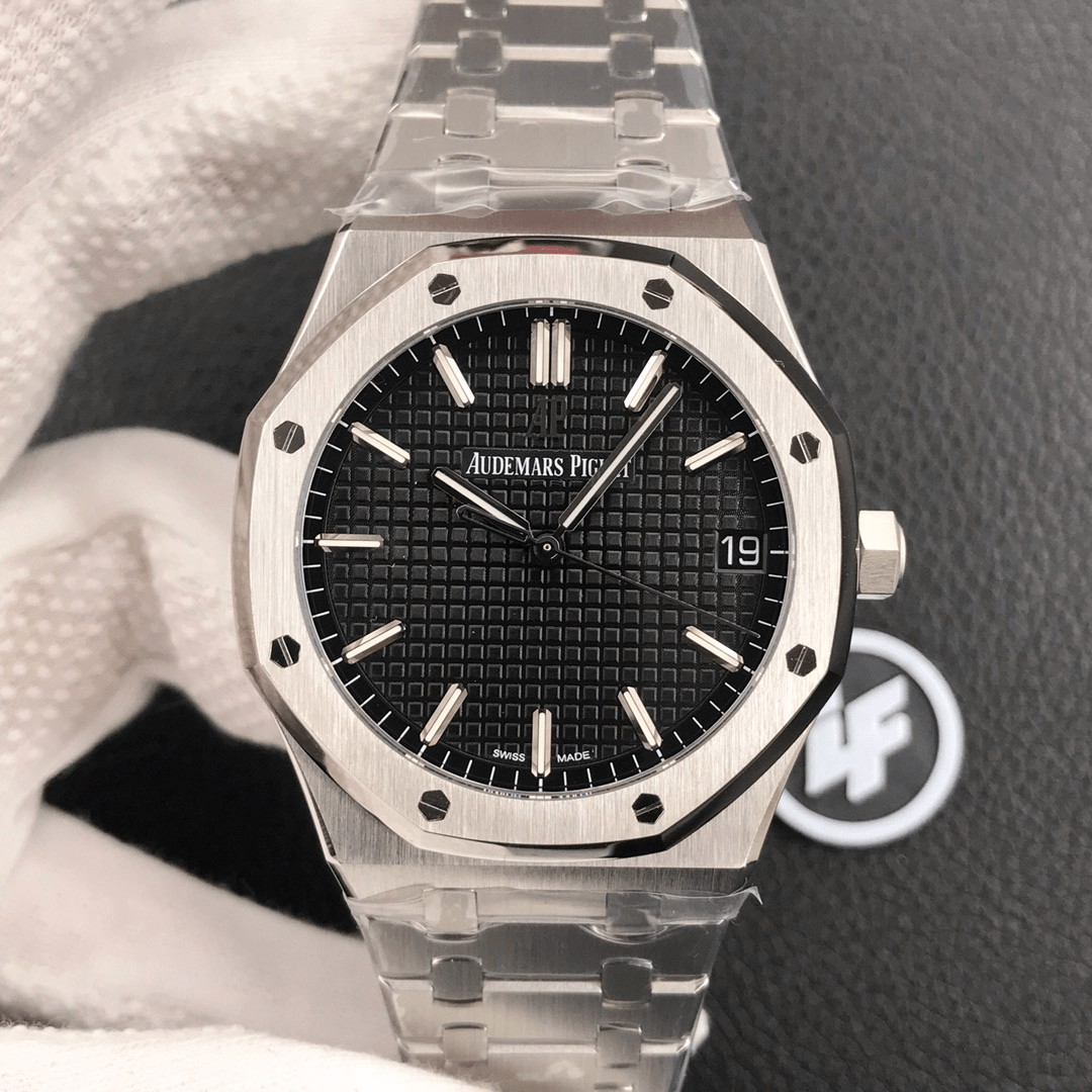 Audemars Piguet Royal Oak 15500V2