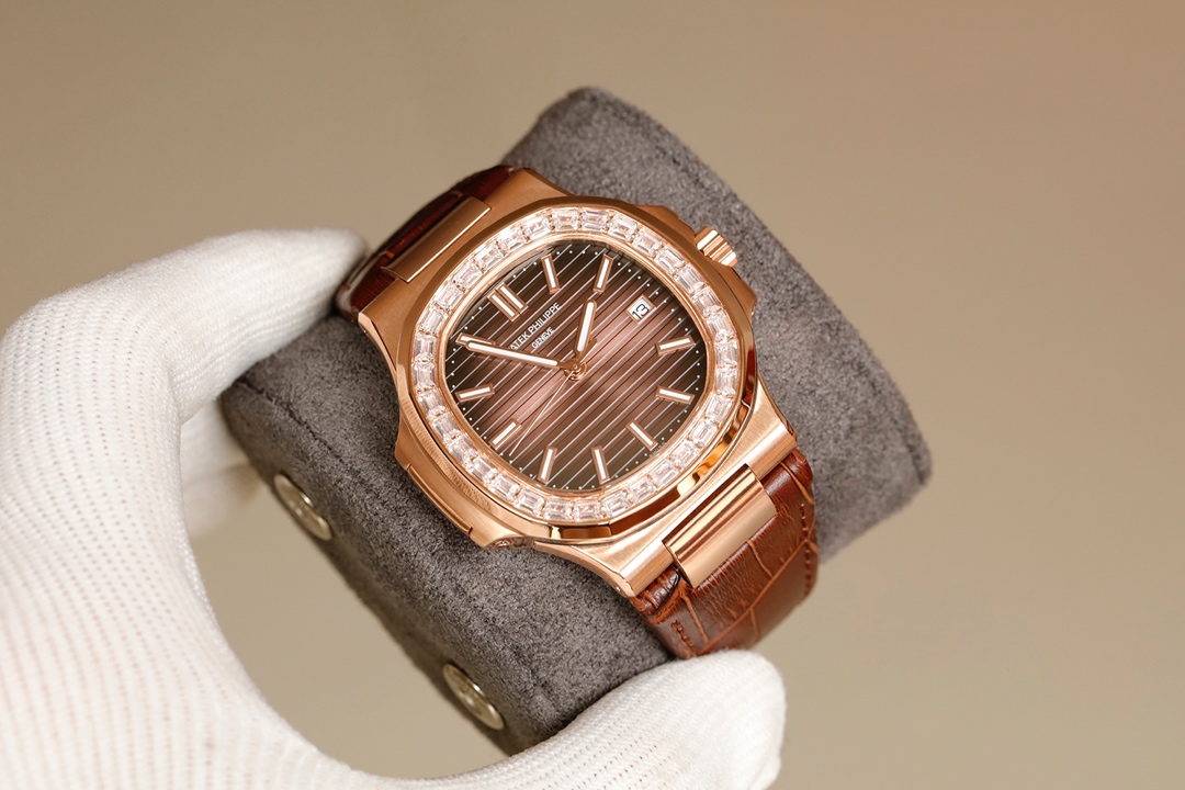 The king of Patek Philippe steel watches 5711 Nautilus Shock