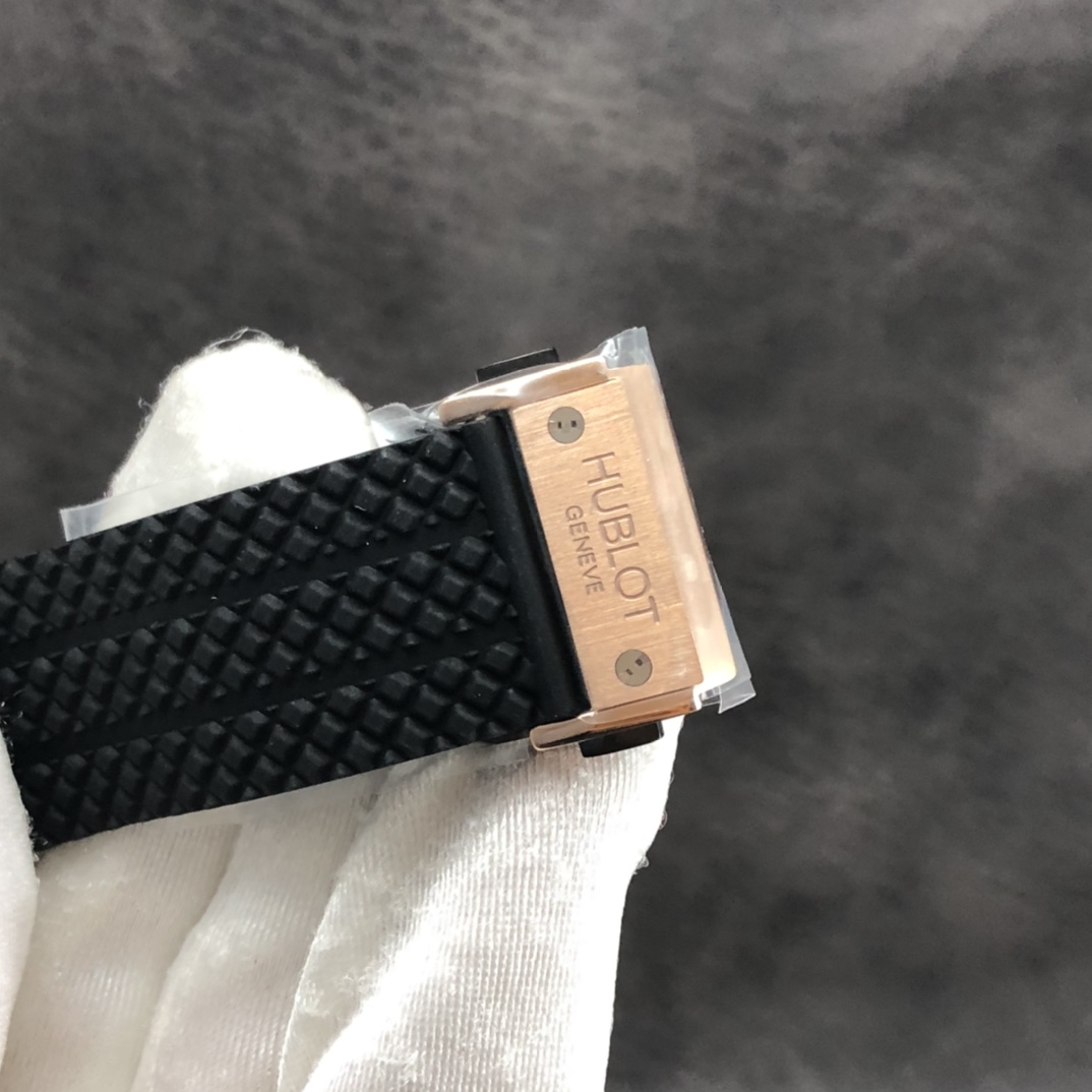 Hublot Hublot BIG BANG series 301.PX.130.RX watch