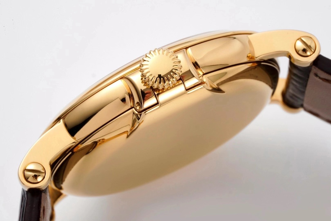 Patek Philippe s classic 5153 series watches are elegant and elegant~!