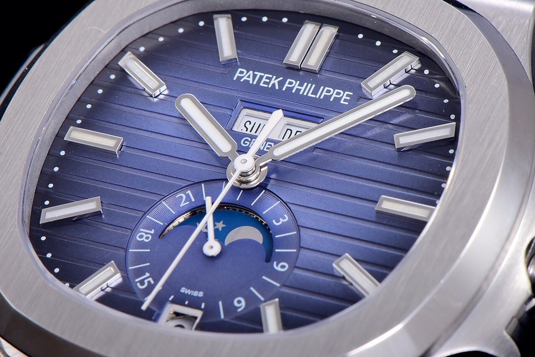 Patek Philippe Nautilus annual calendar watch 5727