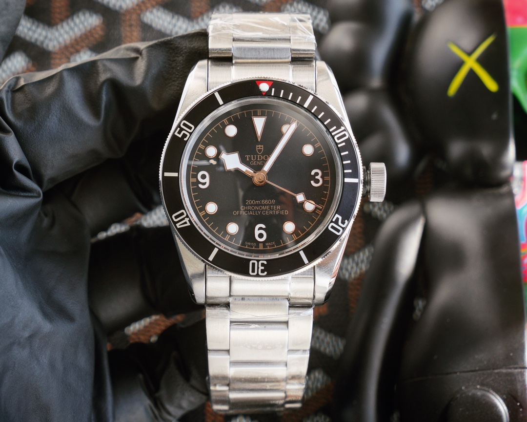 Tudor TUDOR Black Bay 11789 series