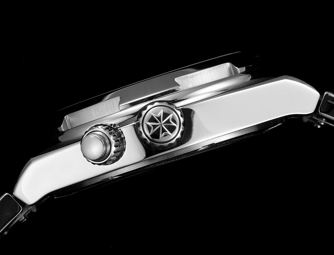 Vacheron Constantin 7900V series, with