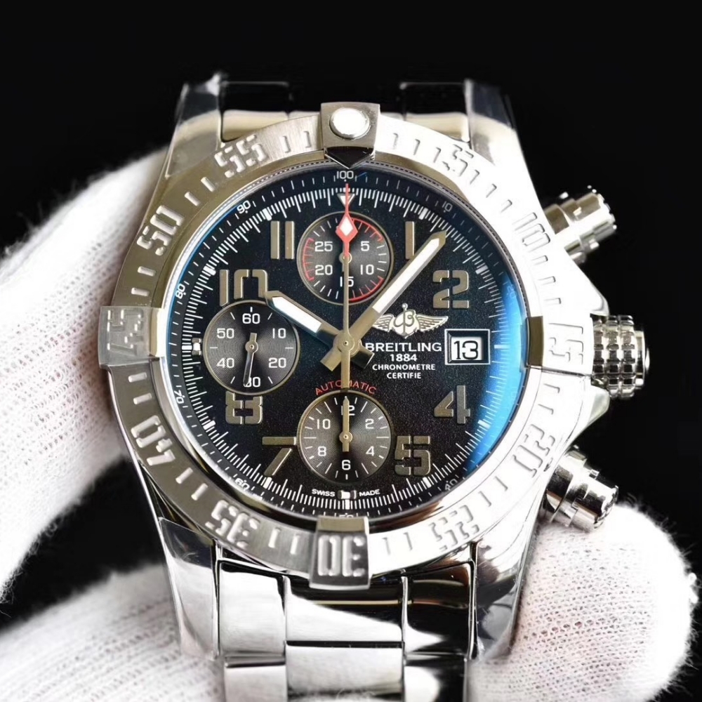 GF Breitling Avenger Chronograph II