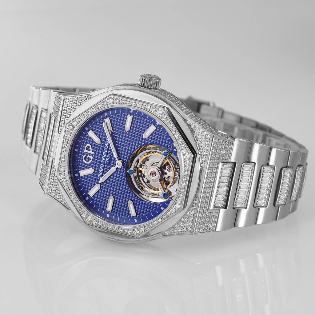 Girard-Perregaux Zhi. Perregaux GP Laureato Chronograph Laurel Tourbillon watch!