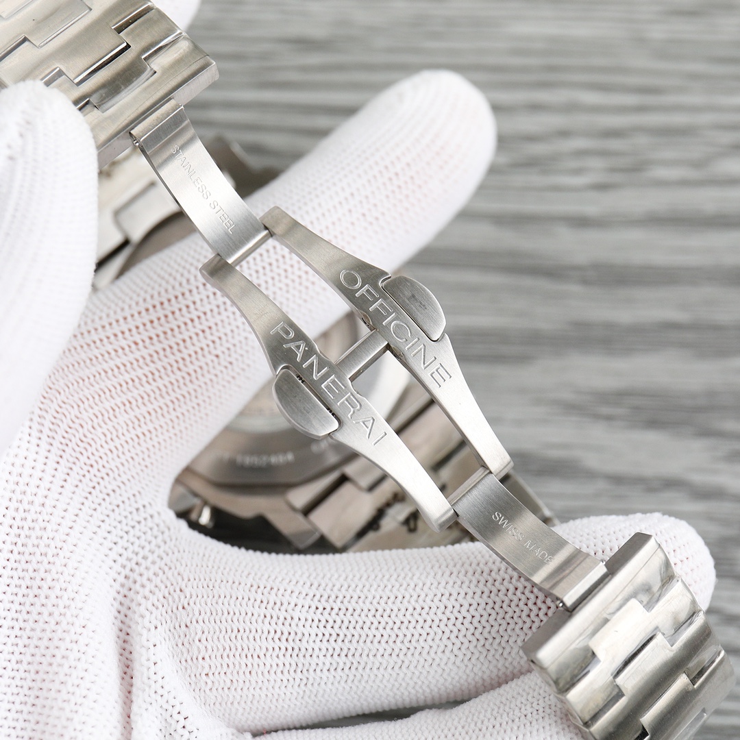 Designated by the Italian Royal Navy'special watch