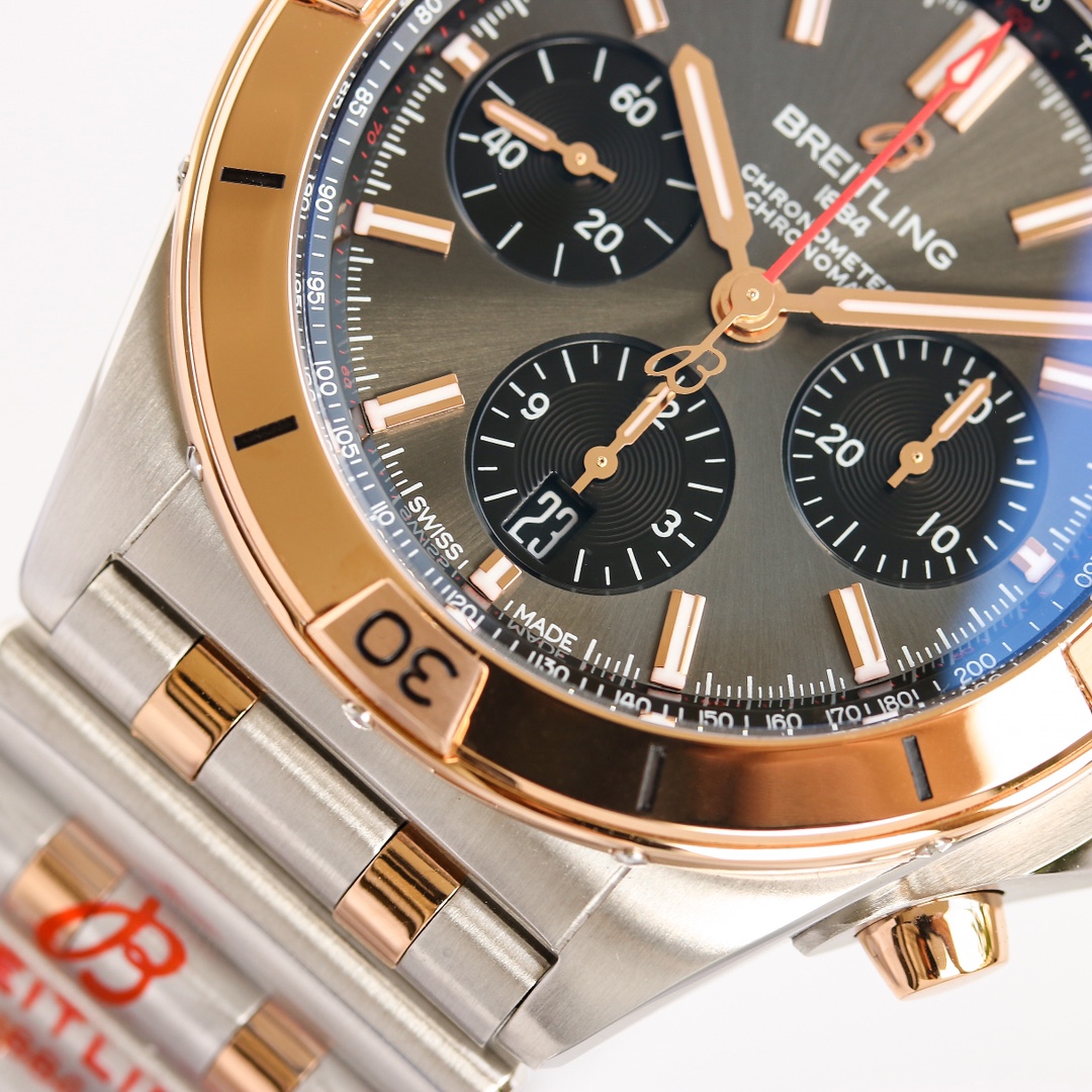 GF s new Breitling Chronomat