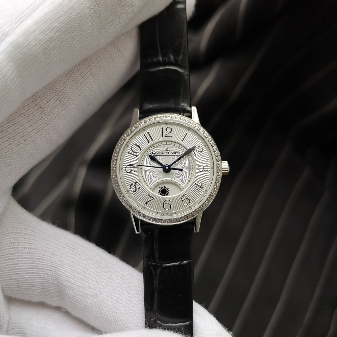 MG is honored to produce the smallest size automatic mechanical