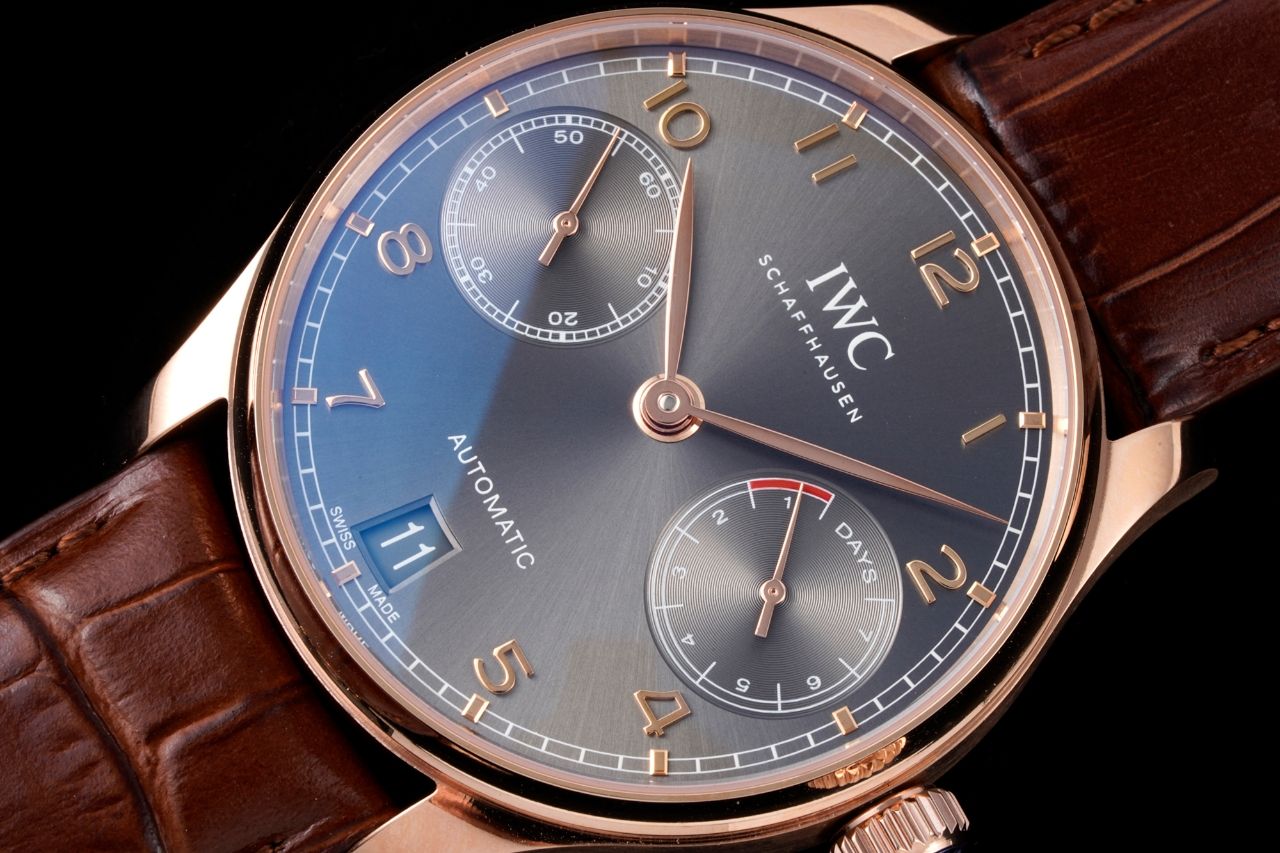 The 99680 wristwatch