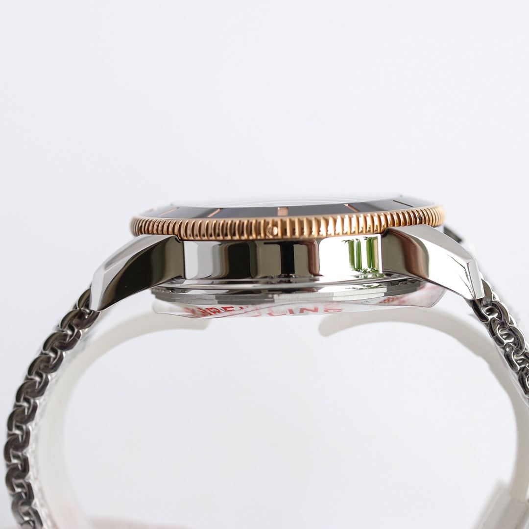 Breitling family s  Water Ghost  2824