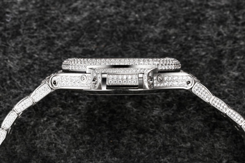 Patek Philippe Sporty Elegant Gypsophila Series 5726/1A-014 watch