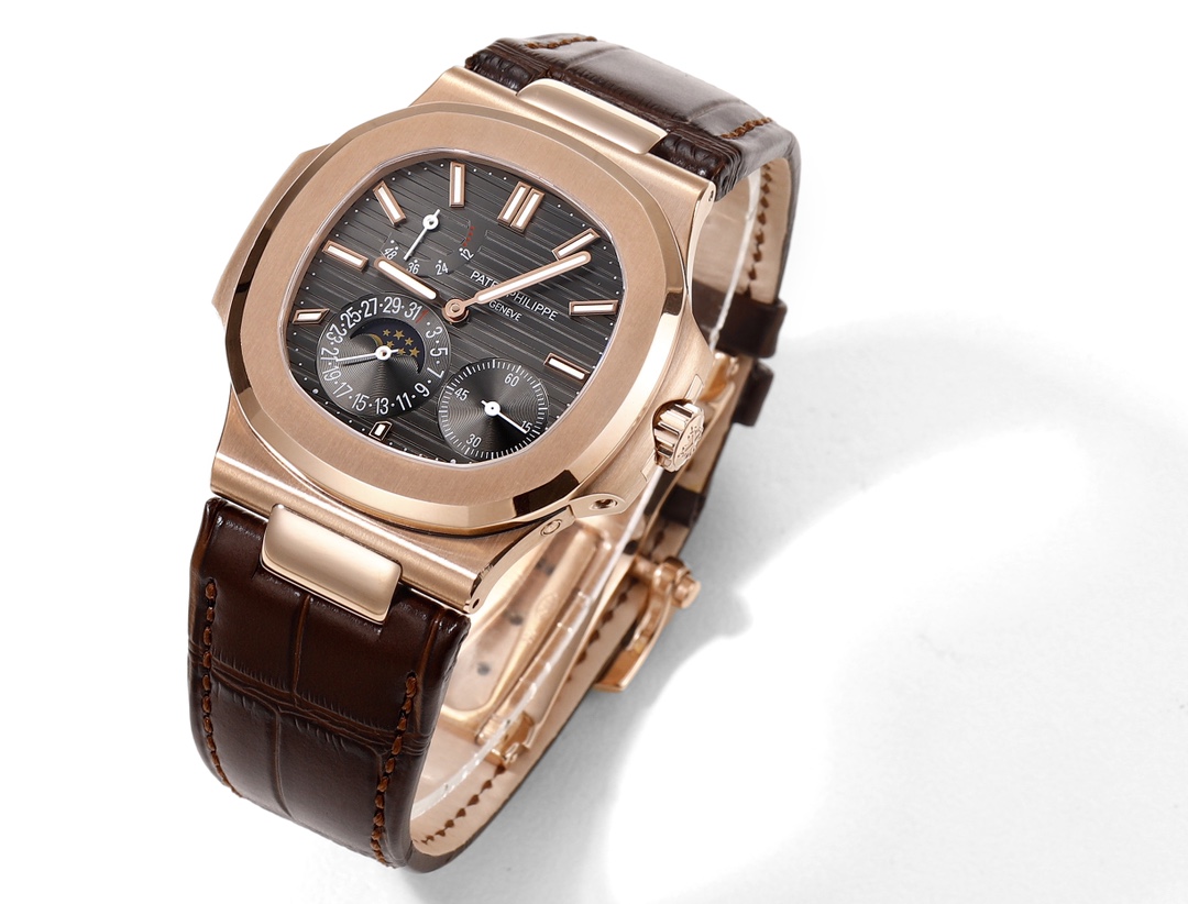 The new Patek Philippe 5712GR