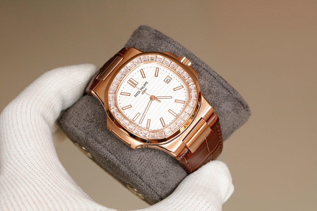 The king of Patek Philippe steel watches 5711 Nautilus Shock