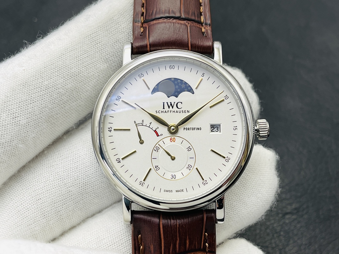 The new Portofino series IW516409 bottom watch.