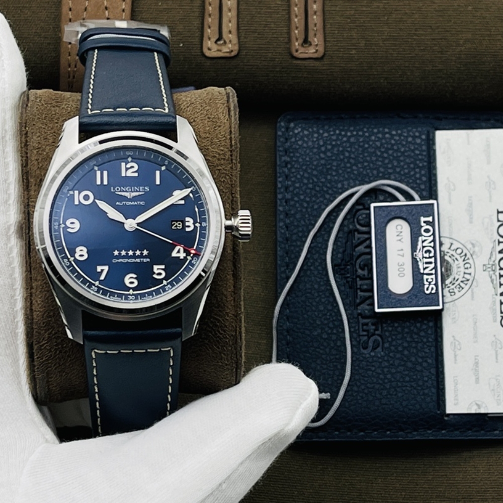 Longines SPIRIT forerunner series L3.810.4.73.6