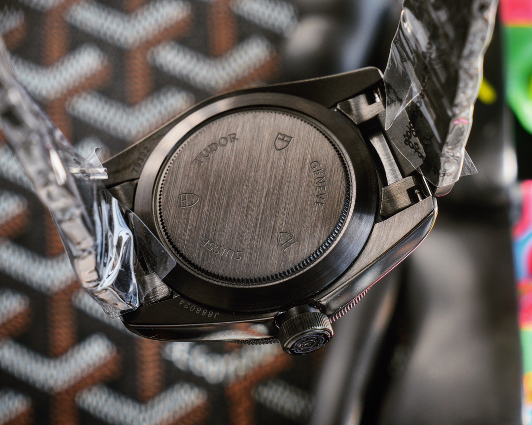 Tudor TUDOR Black Bay 11789 series