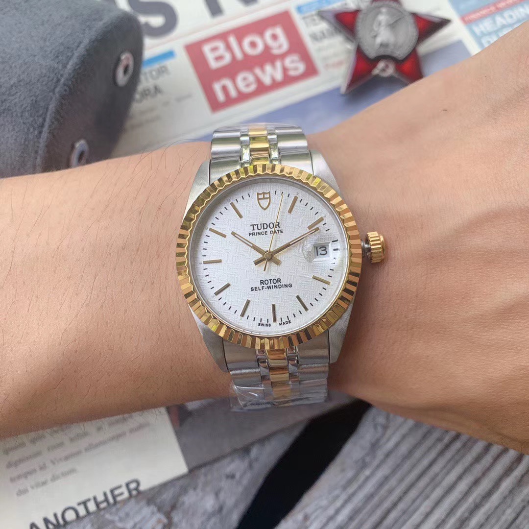 The little prince Tudor-TUDOR Swiss machine