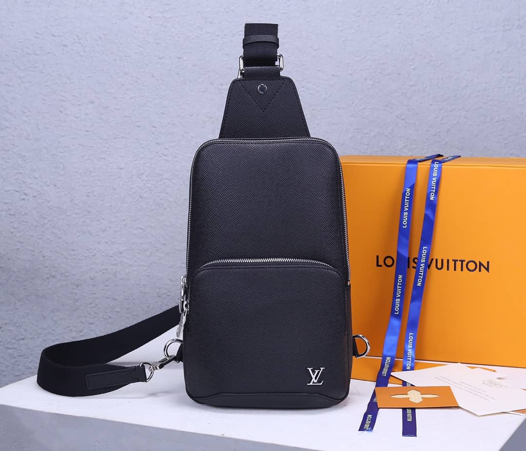 Louis Vuitton Avenue Taiga Leather Replica Sling Bag M30443