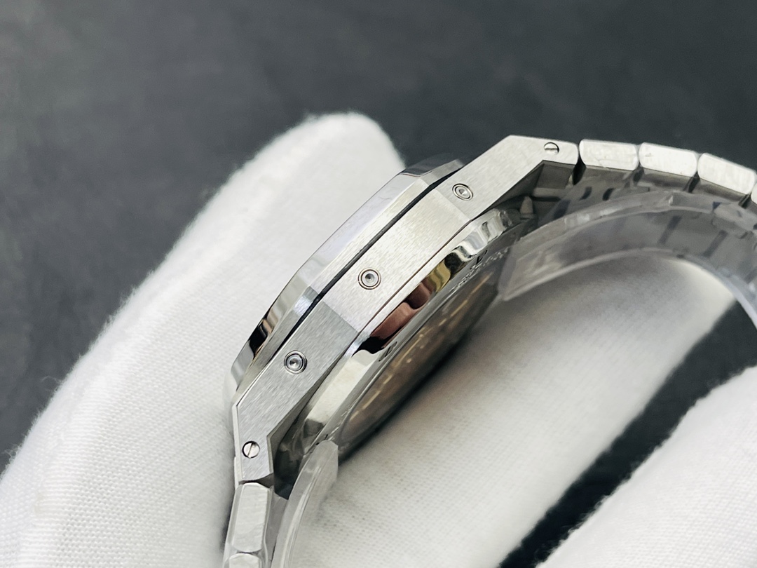 Audemars Piguet26574, 26606