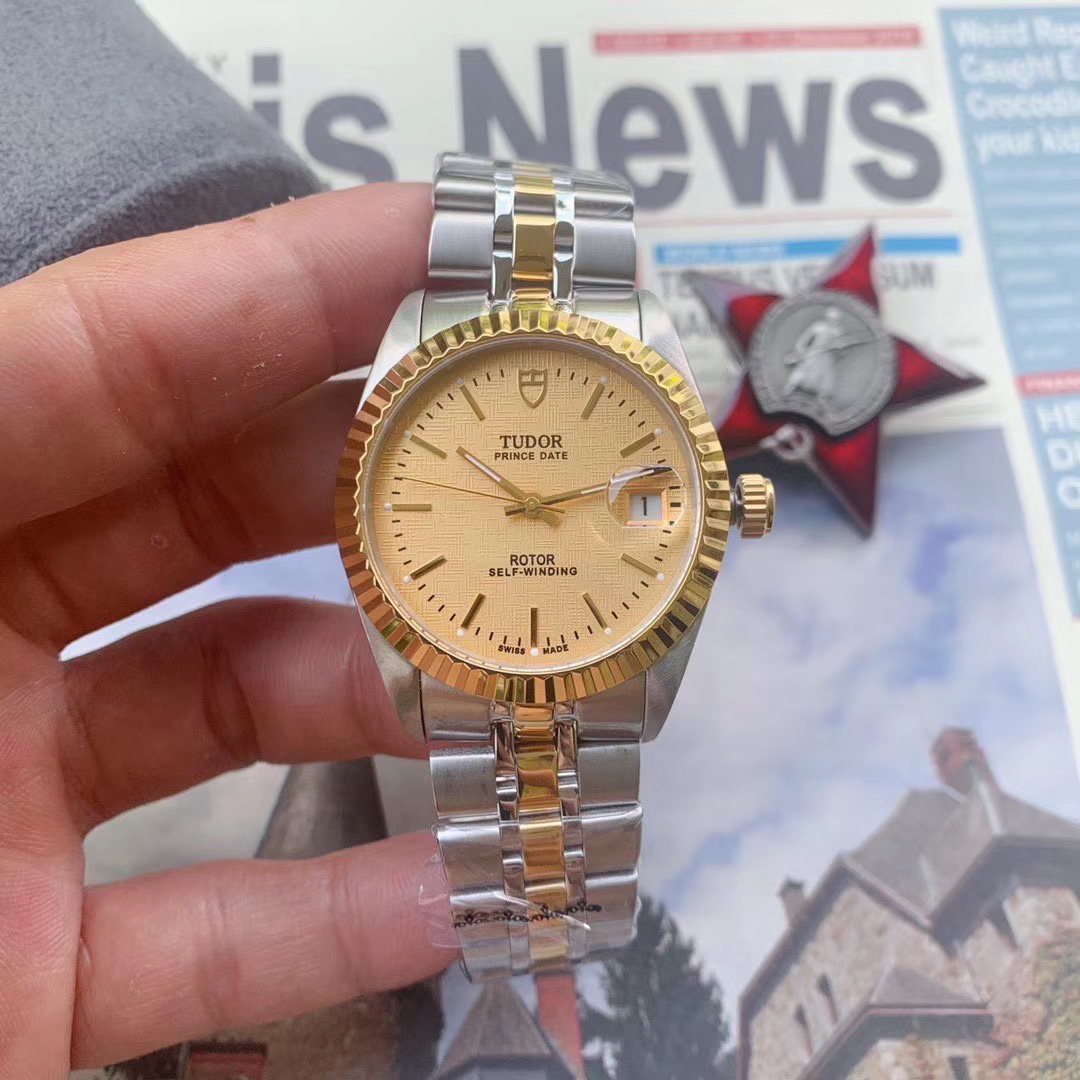 The little prince Tudor-TUDOR Swiss machine