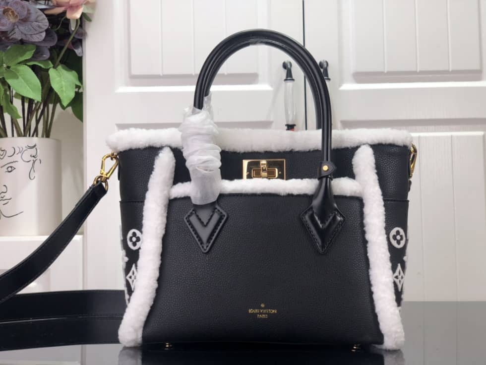LV Tote Dupe On My Side PM M58918 Replica Tote