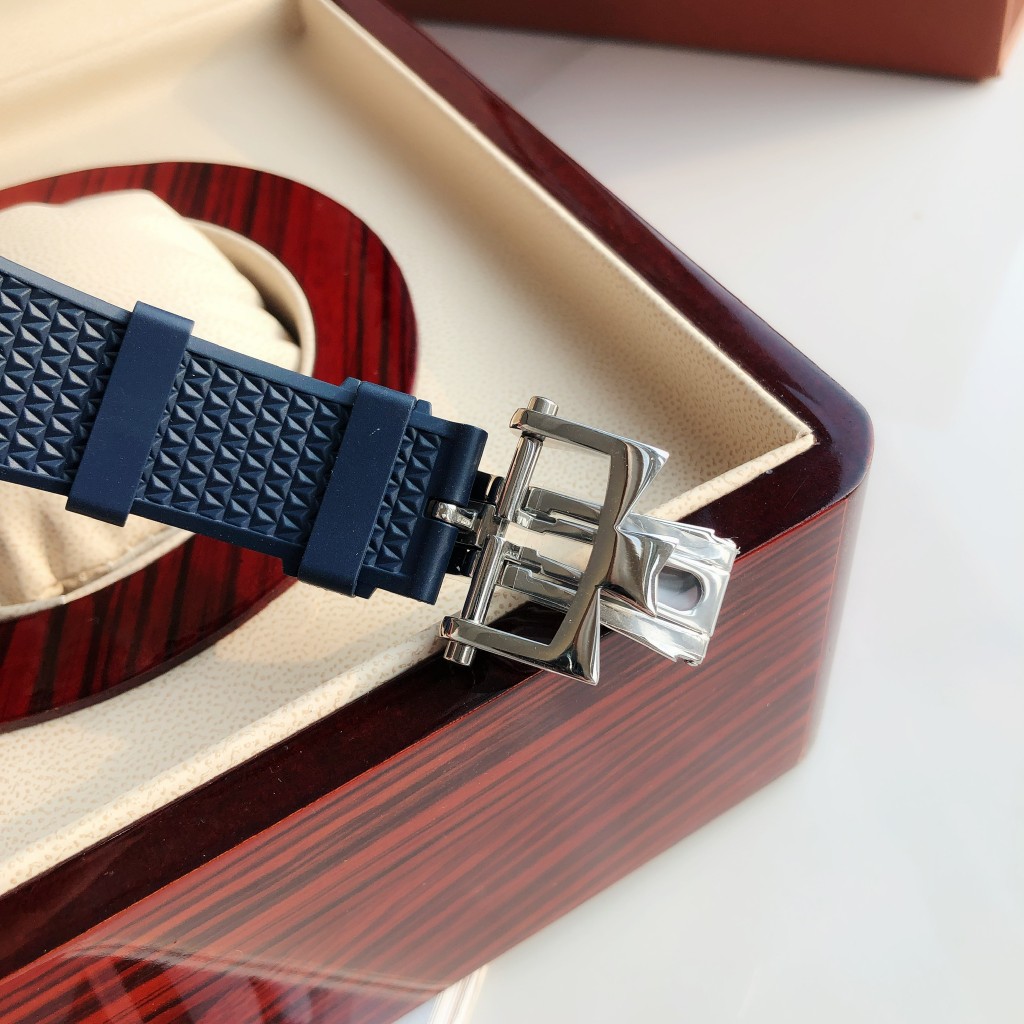 Vacheron Constantin 213856 watch