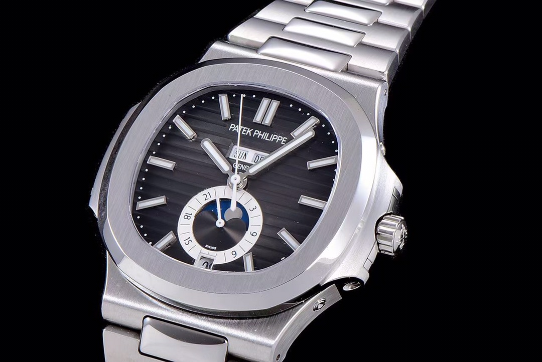 Patek Philippe Nautilus annual calendar watch 5726
