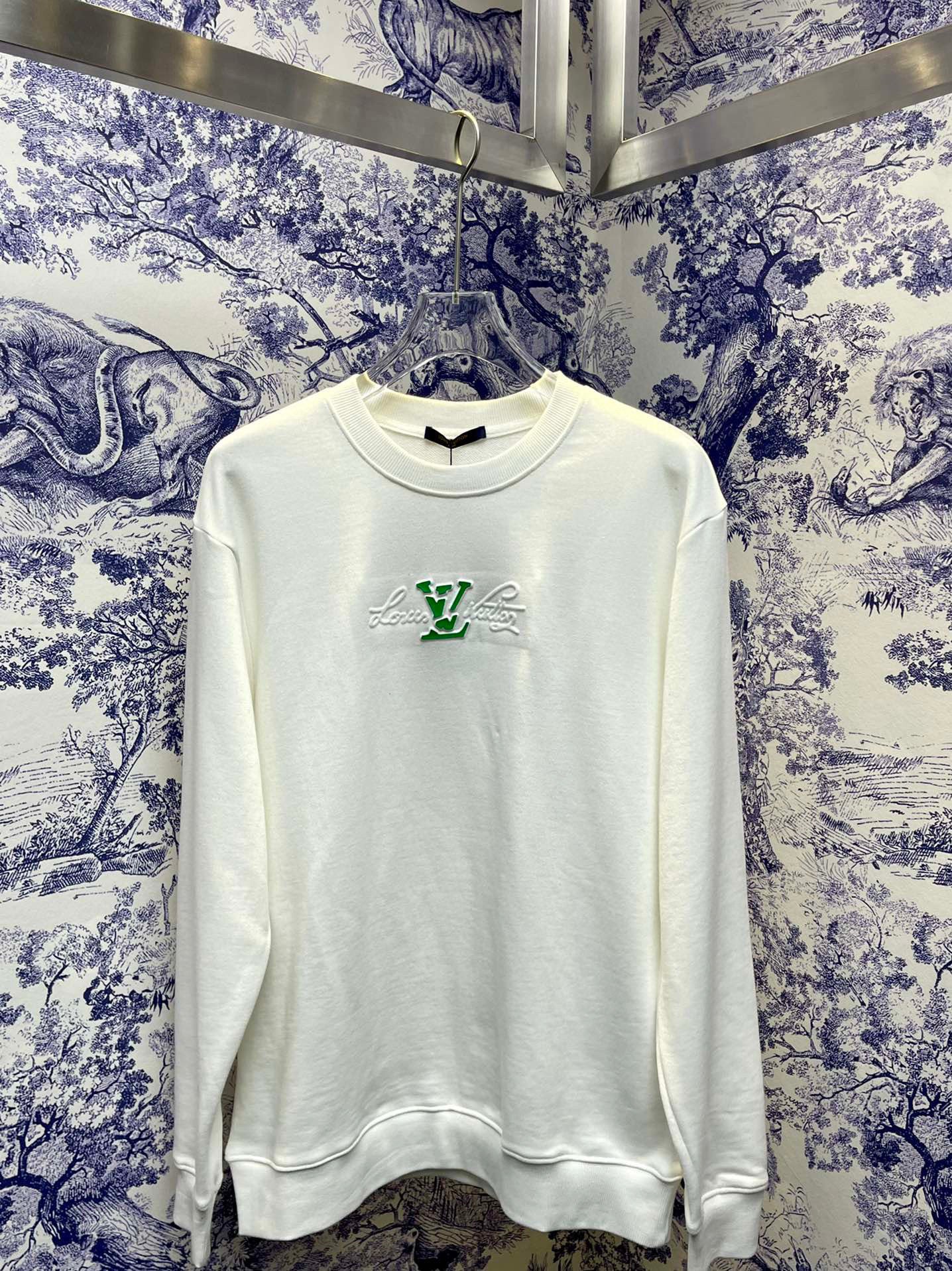 Louis Vuitton Sweatshirt