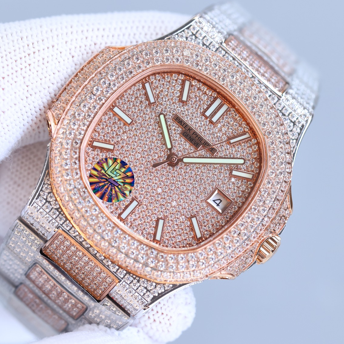 Patek Philippe Gypsophila full diamond Nautilus series