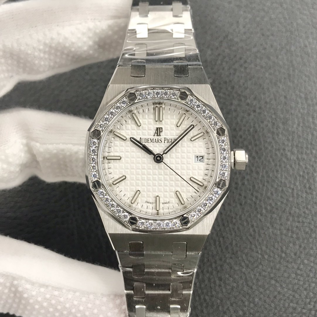 Ms. Audemars Piguet: 167328