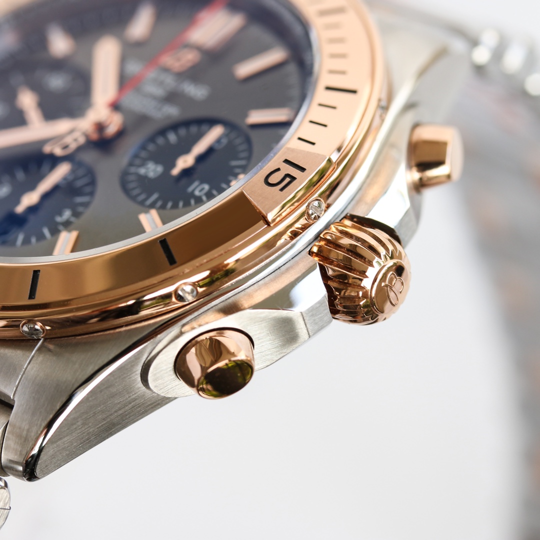 GF s new Breitling Chronomat