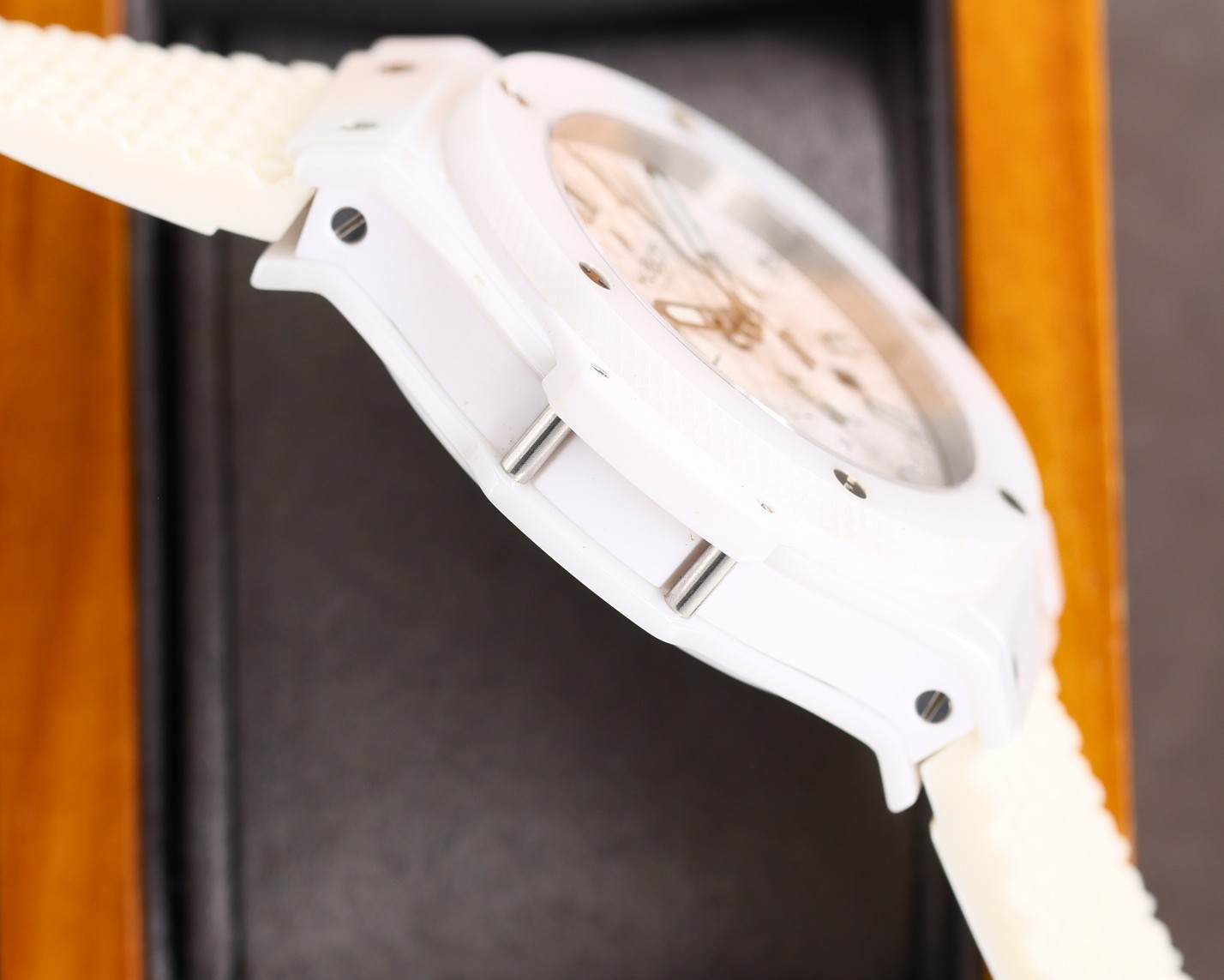 HUBLOT BIG BANG soul series MECA-10 watch