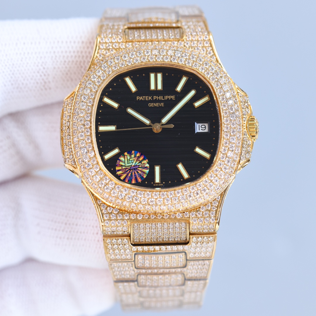 Patek Philippe Gypsophila full diamond Nautilus series 5719/1G-002