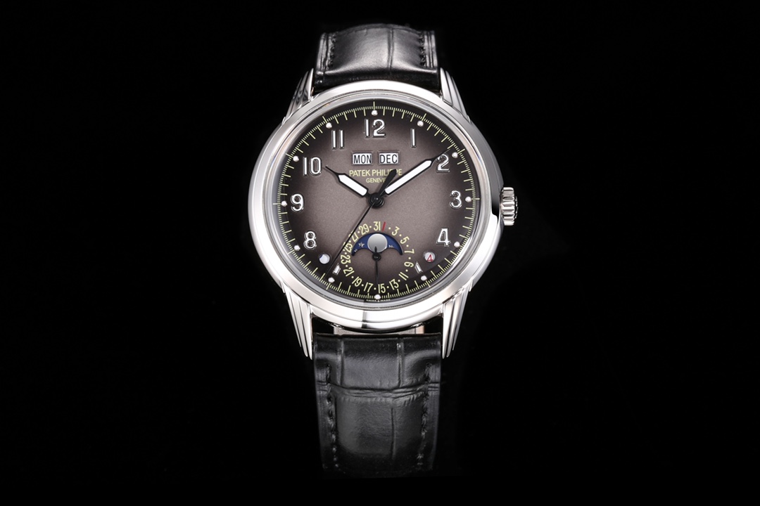 The classic Patek Philippe 5320G-001