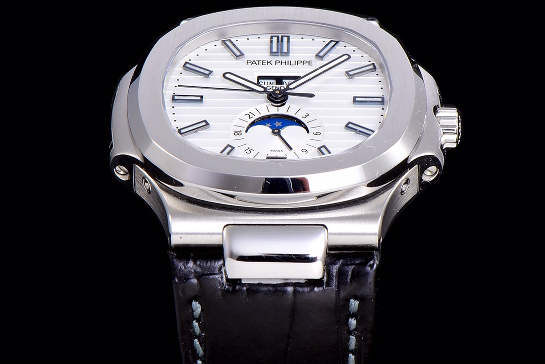 Patek Philippe Nautilus annual calendar watch 5726