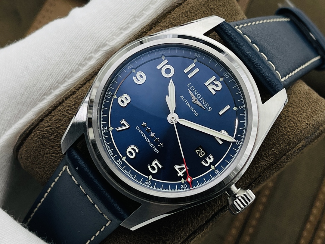 Longines SPIRIT forerunner series L3.810.4.73.6